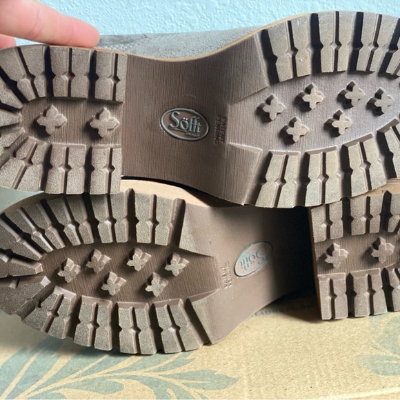 Sofft Jordie Waterproof Chelsea Boot- new in box! - Picture 4 of 6